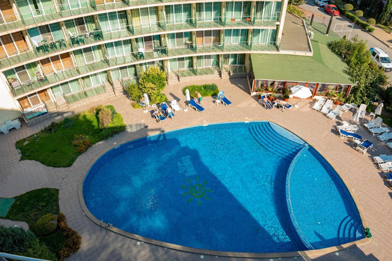 Julia Family - Menada Apartments 阳光海滩 外观 照片