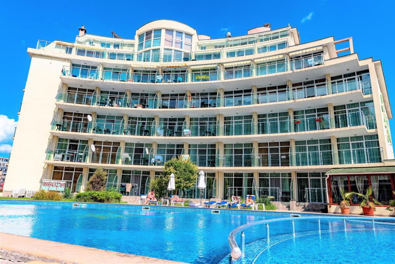 Julia Family - Menada Apartments 阳光海滩 外观 照片