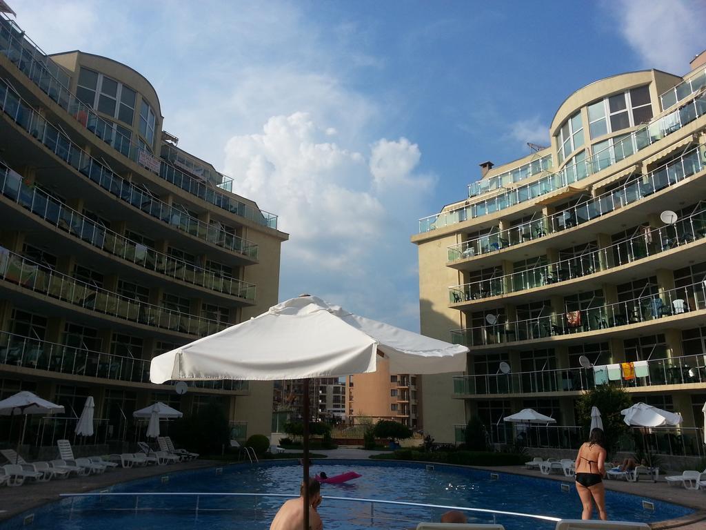 Julia Family - Menada Apartments 阳光海滩 外观 照片